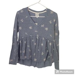 Blue Rain Francesca’s Floral Blue Top Size XXS Shirt Long Sleeve V Neck Peplum